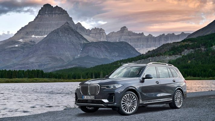 BMW-X7-014