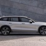 New Volvo V60 Cross Country exterior