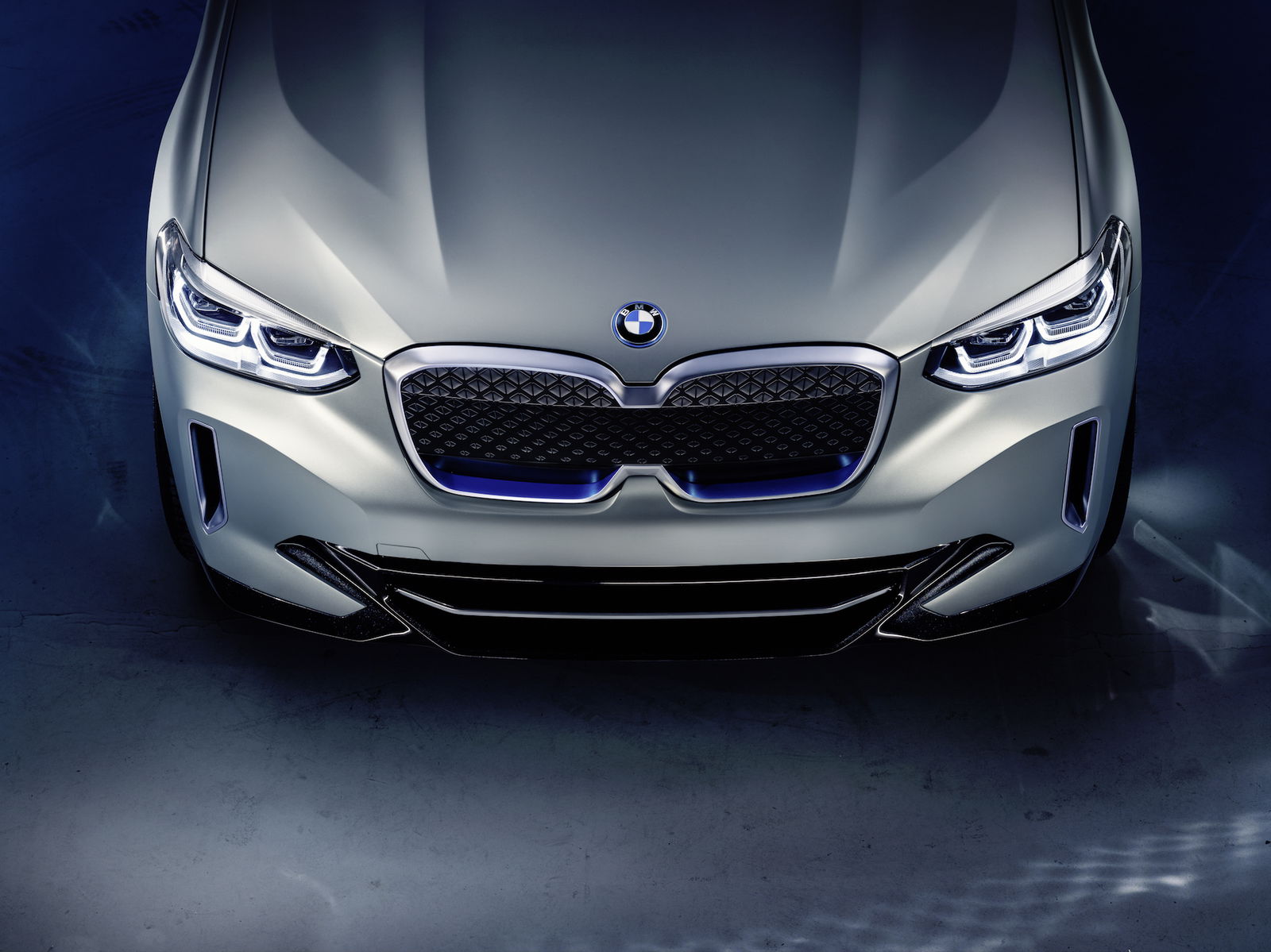 BMW Concept iX3 frontale calandra