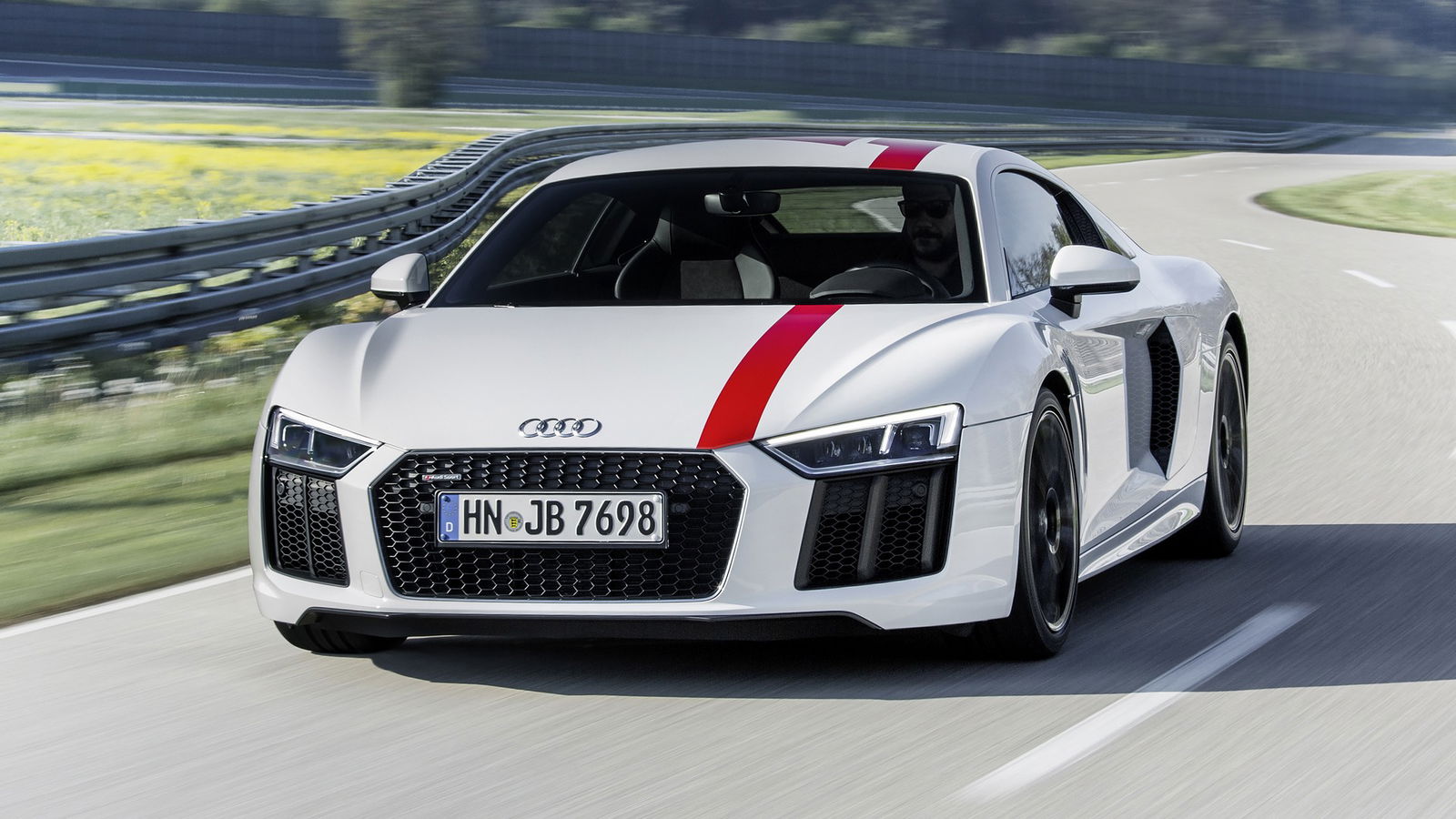 Audi R8 RWS: tutto alle spalle