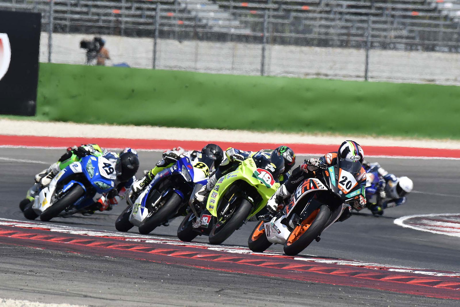 ktm rc 390 cup bagarre