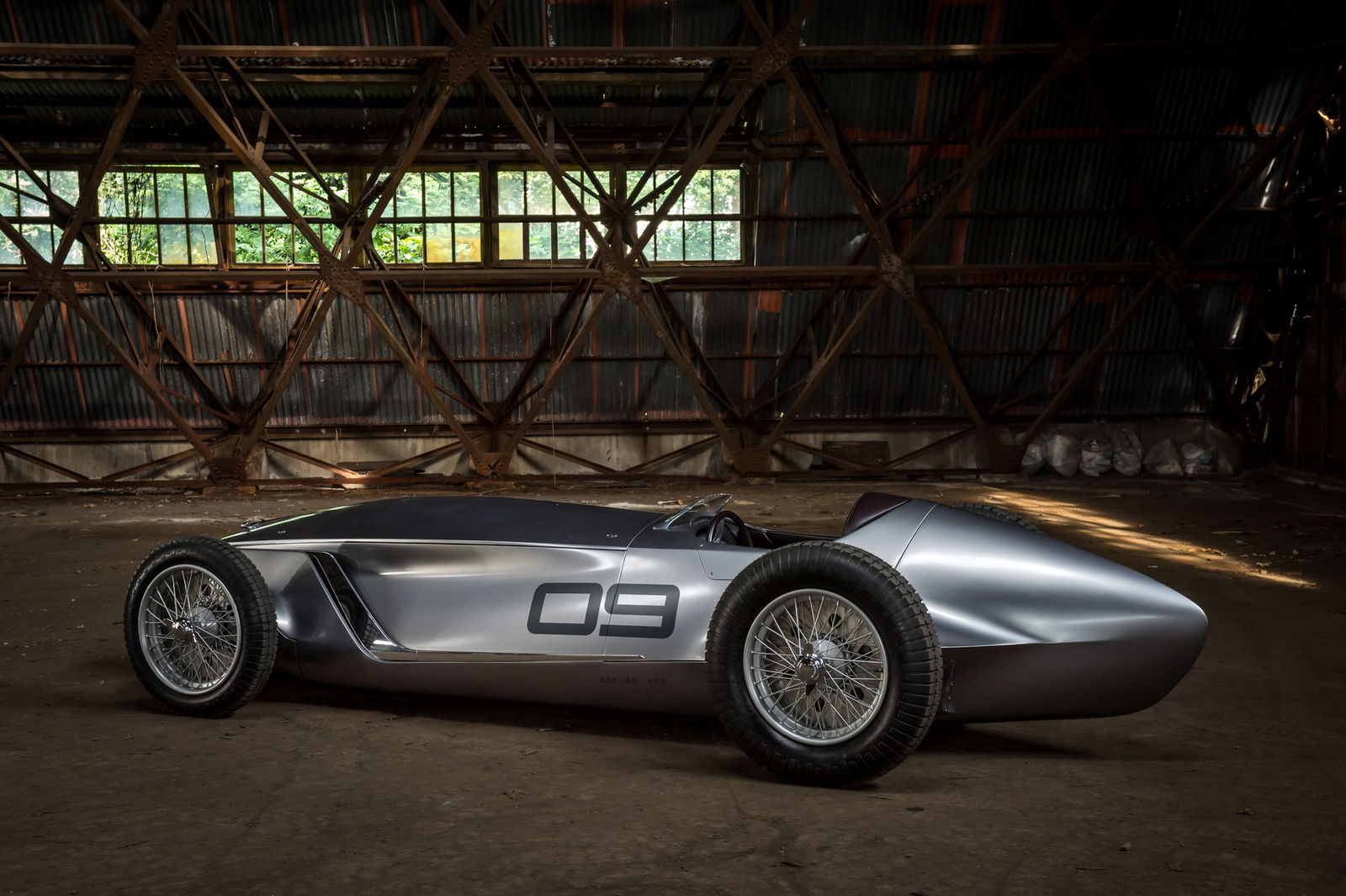 Infiniti Prototype 9 statica