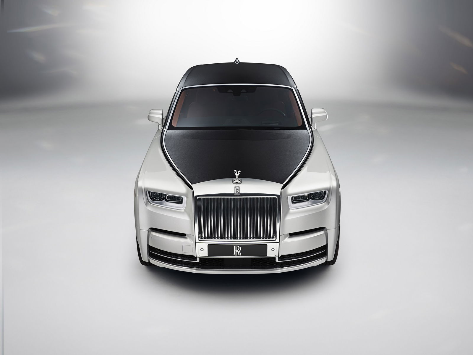 Rolls-Royce Phantom statica
