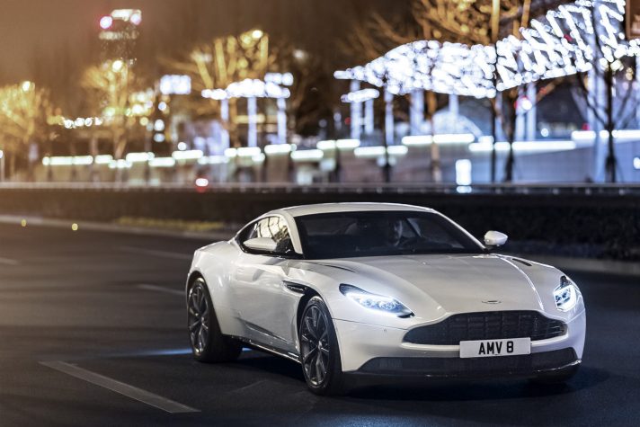 Aston Martin DB11 V8-001