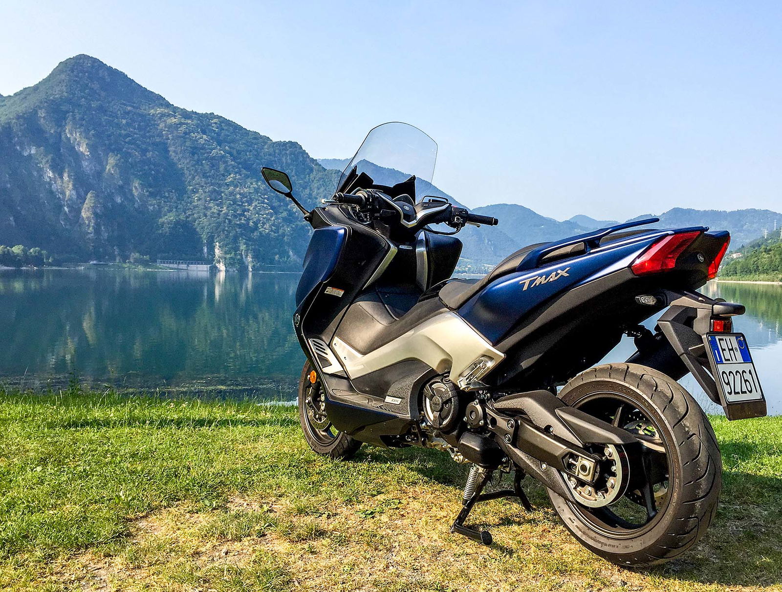 Yamaha TMAX DX - 3/4 post
