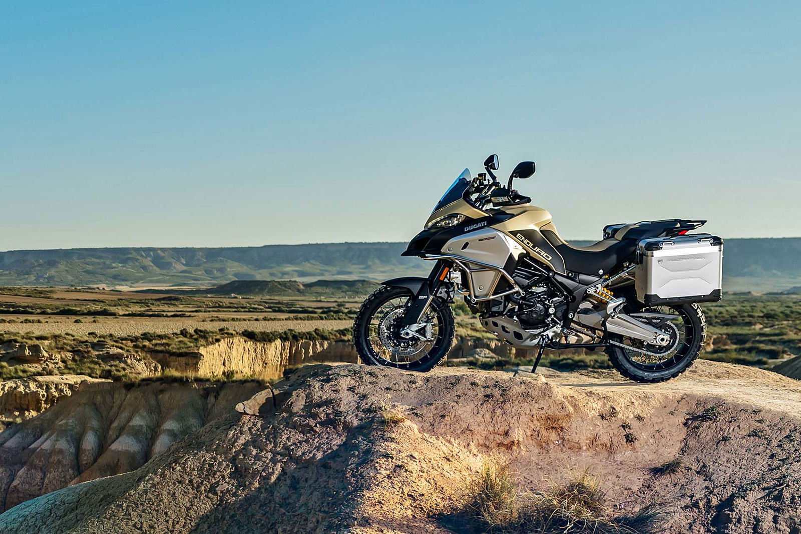 Ducati Multistrada Enduro Pro statica