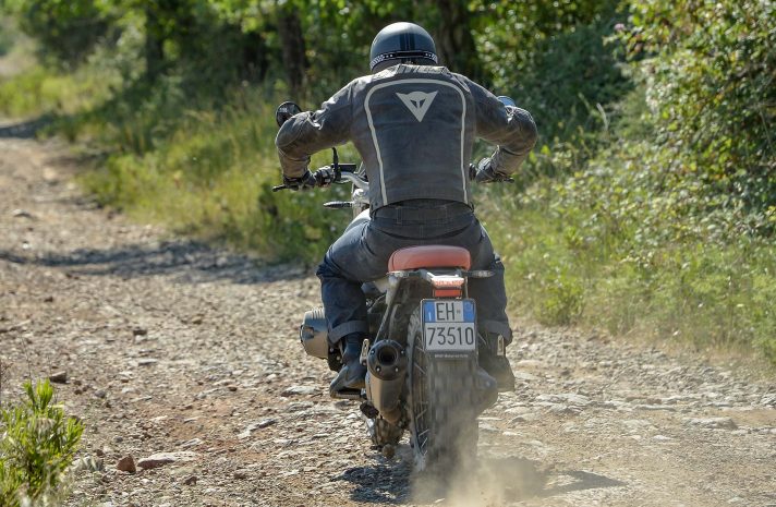 BMWRnineTUrbanGS-001