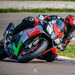 ApriliaRSV4RF2017-01
