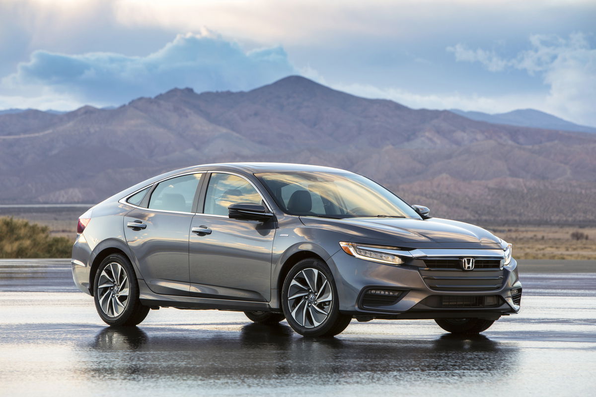 nuova honda insight frontale montagne