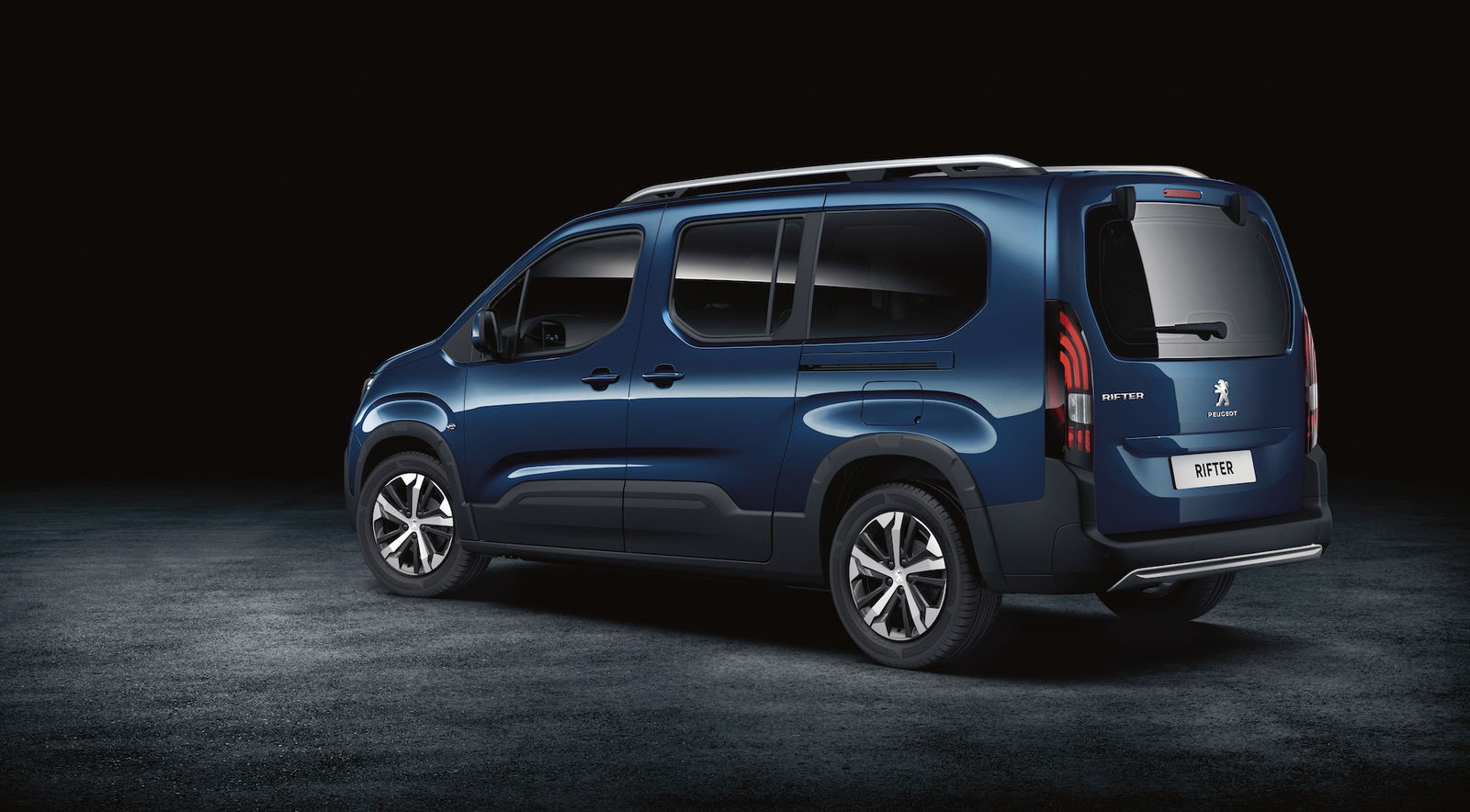 nuovo peugeot rifter lungo