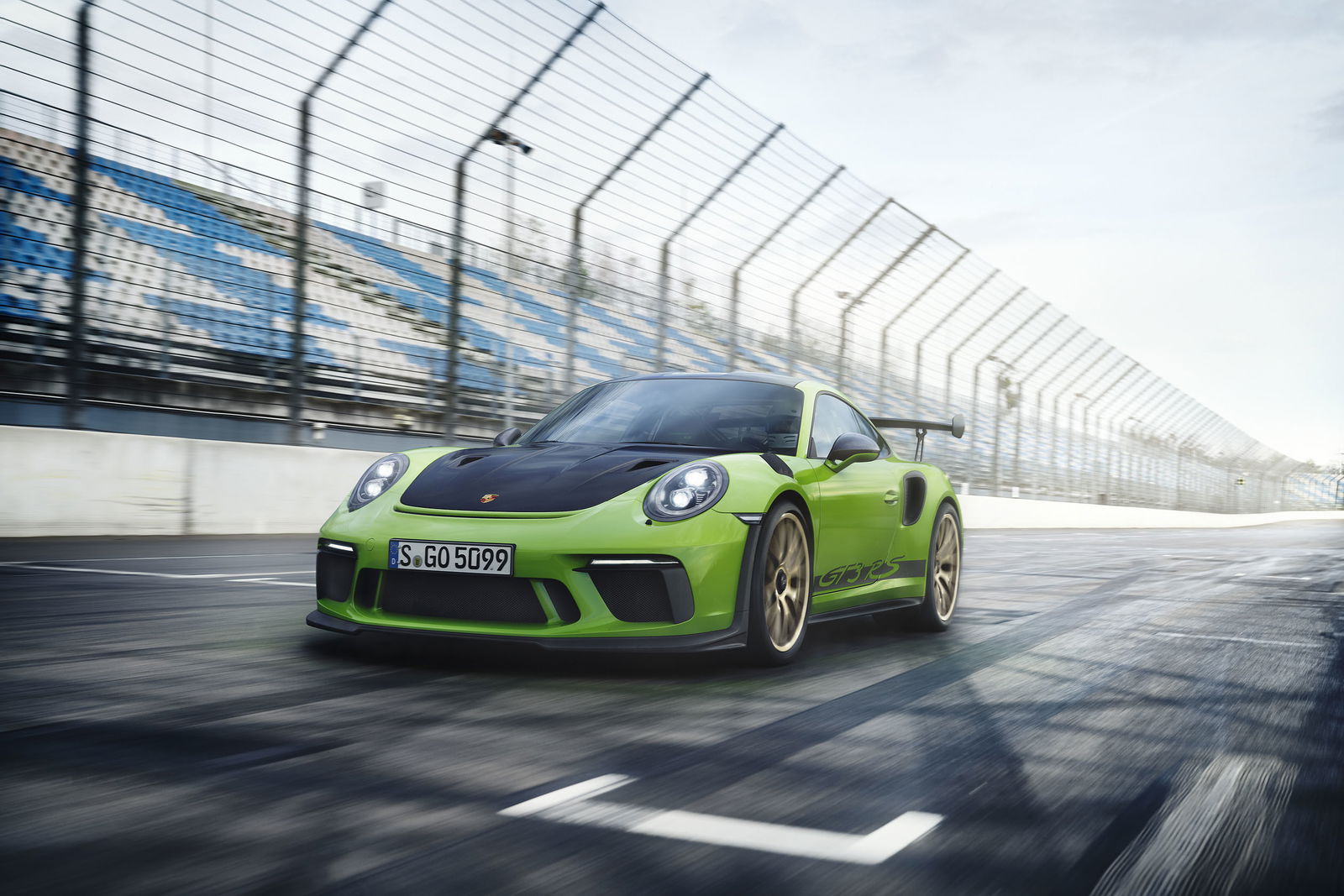 Porsche 911 GT3 RS verde autodromo