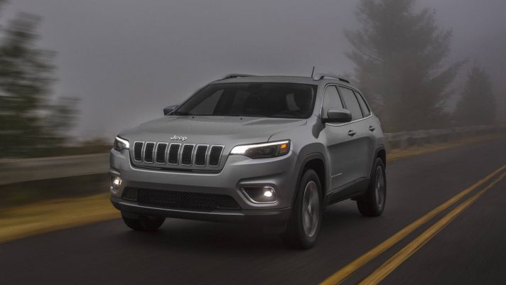 Jeep-Cherokee-2018-002
