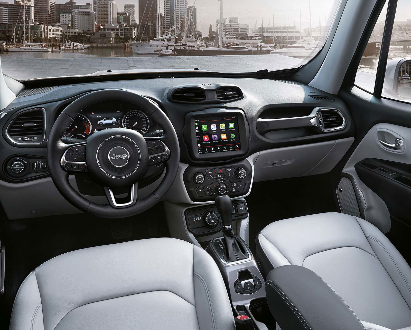 Jeep Renegade model year 2018 - interni