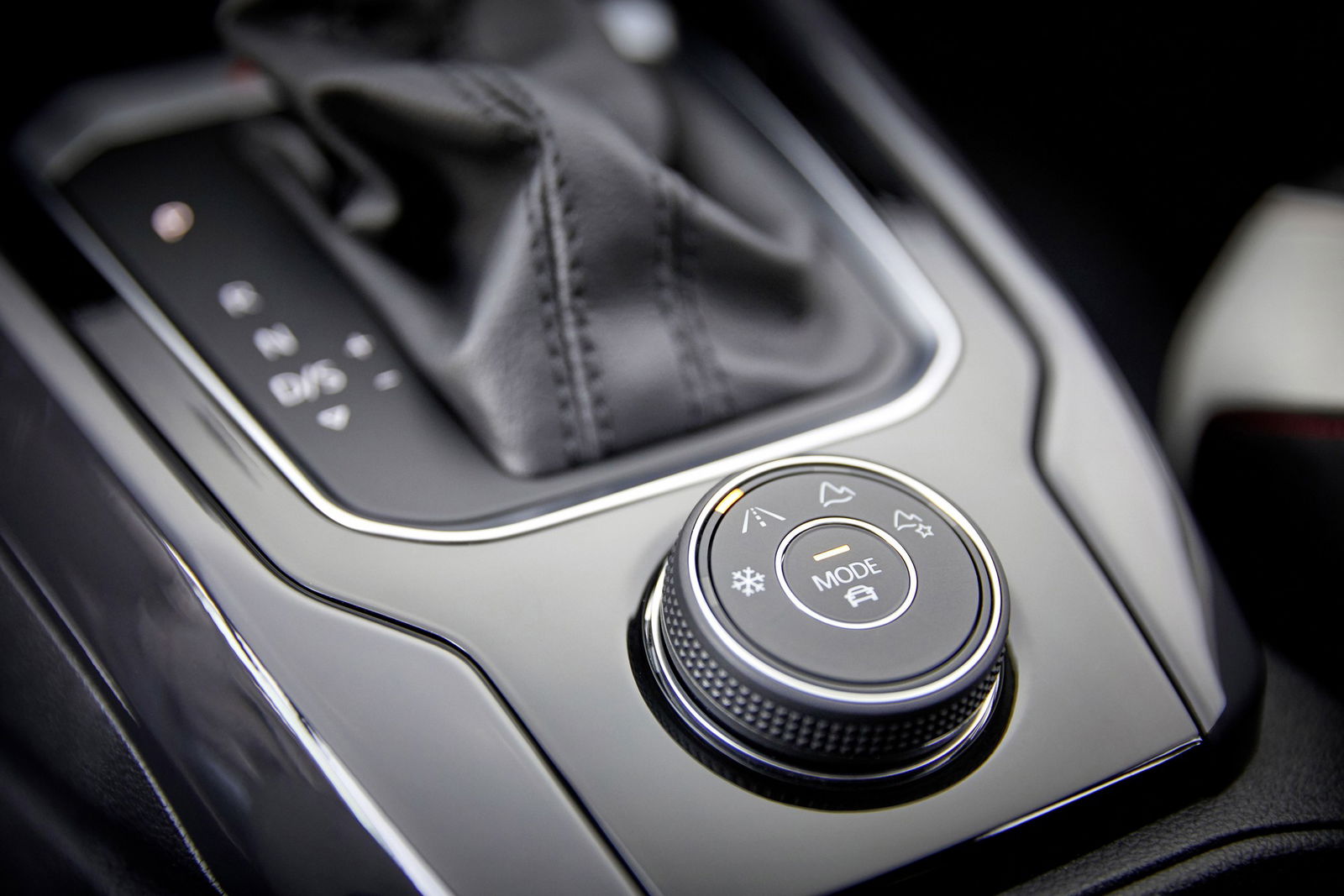 Volkswagen T-Roc dettaglio interno