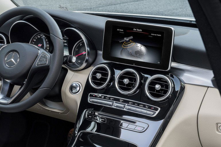 Mercedes-Benz C 250 BlueTEC, Avantgarde, Diamantweiss metallic, Leder Seidenbeige, Zierelemente Aluminium, (W205), 2013