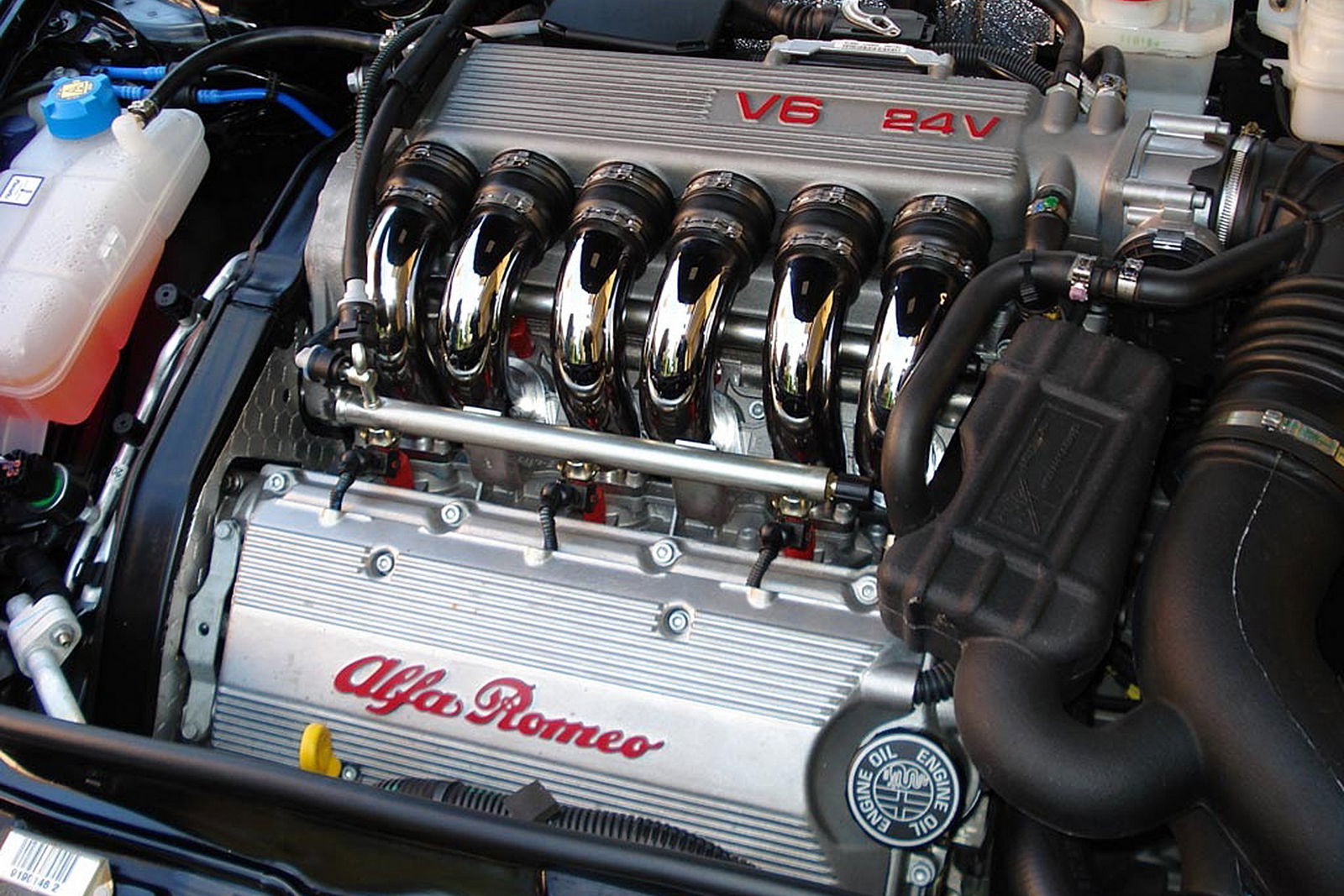 AlfaRomeoNuoviMotori-apertura