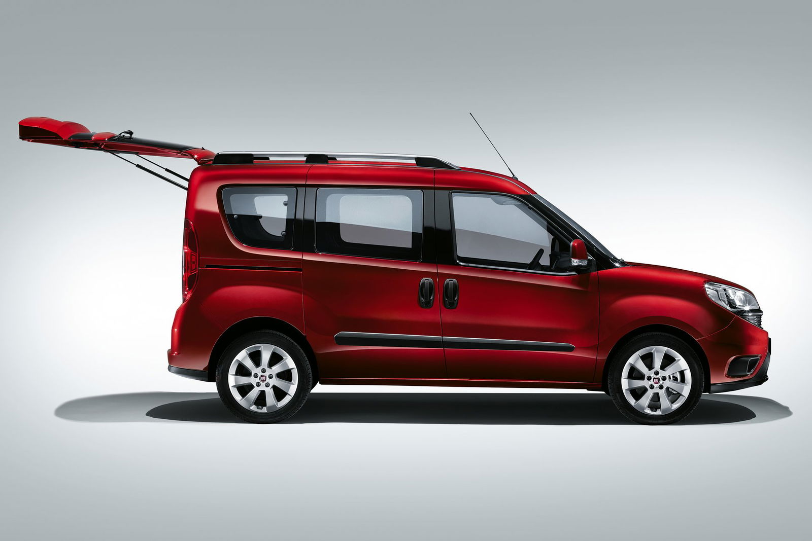 FiatDoblo2015-001