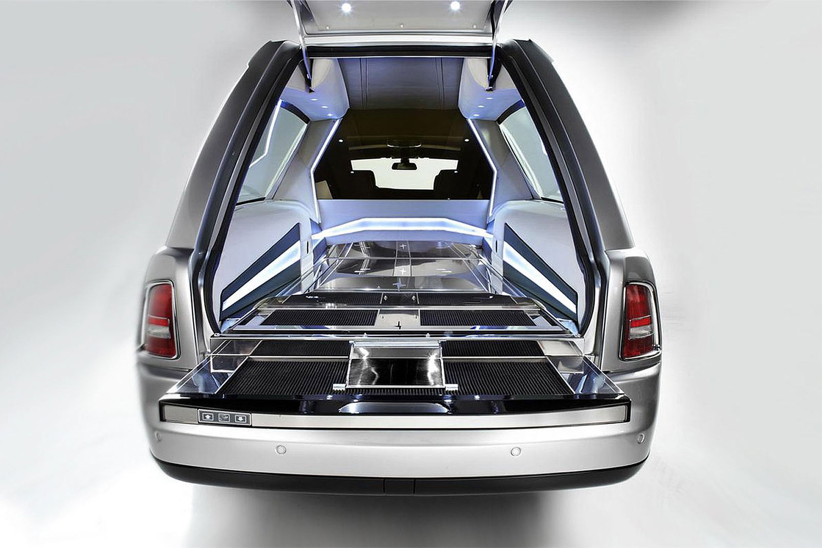 RollsRoycePhantomHearseB12-004