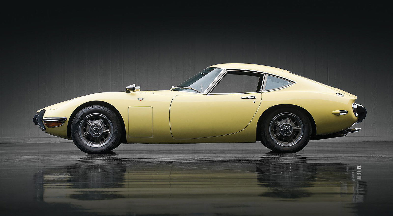 Toyota2000GT-006