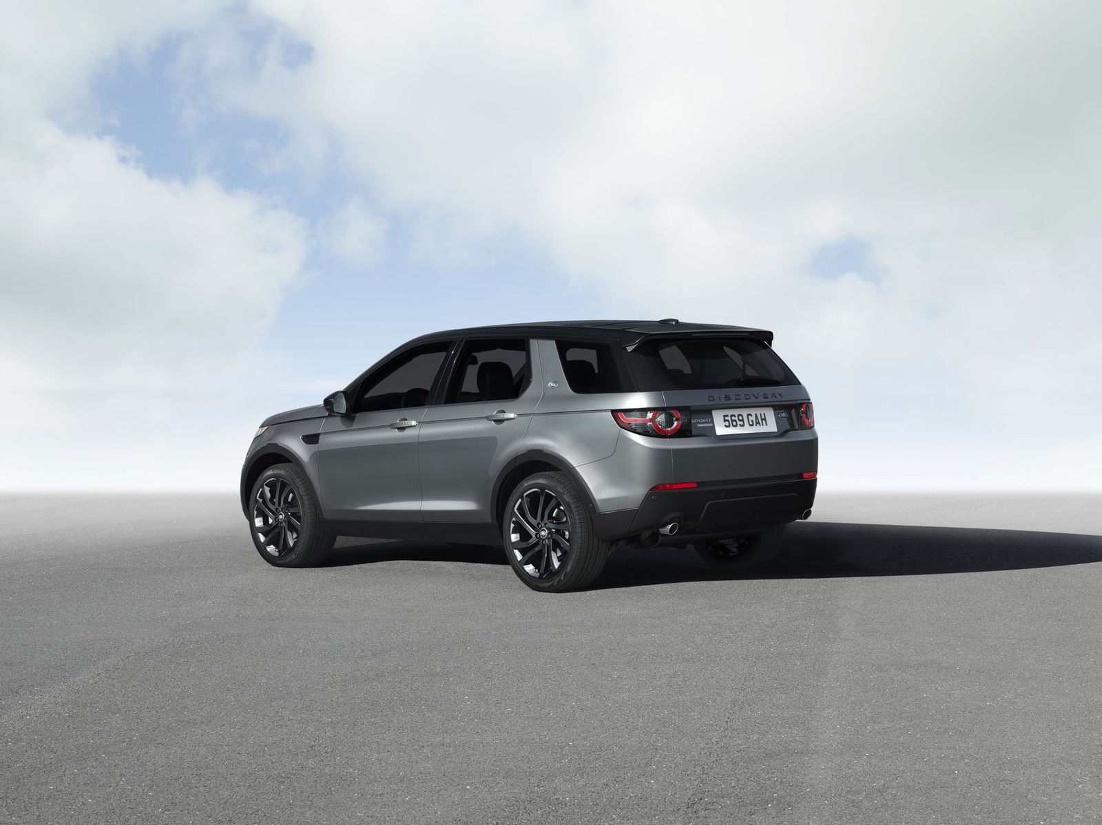 LandRoverDiscoverySport-022