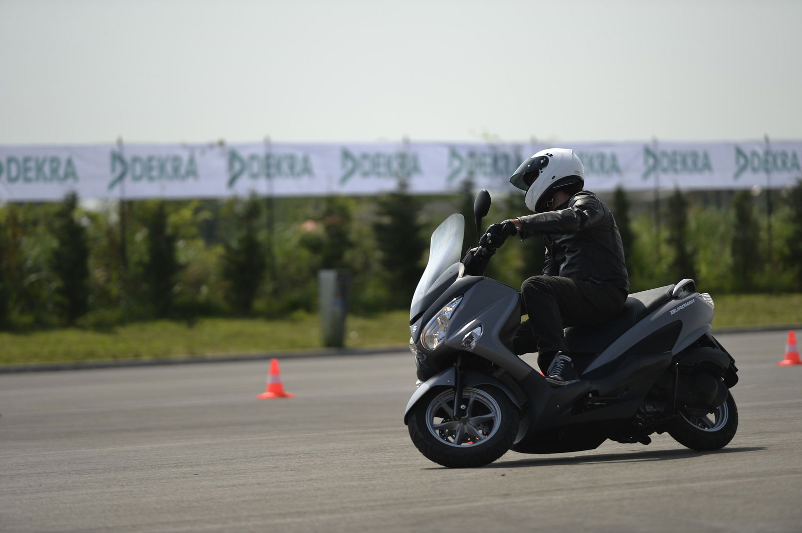 SuzikiBurgmanFamilyDay010