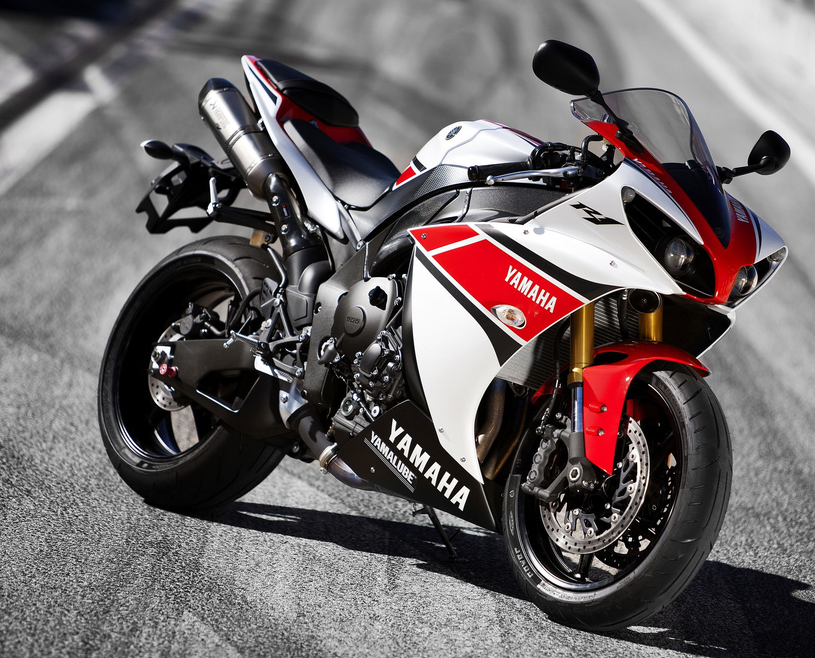 Yamaha R1 2012