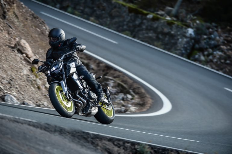 yamaha-mt-09-my2017-16