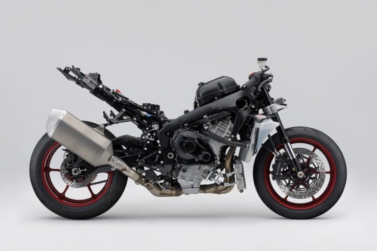 suzuki-gsx-r1000-2017-64