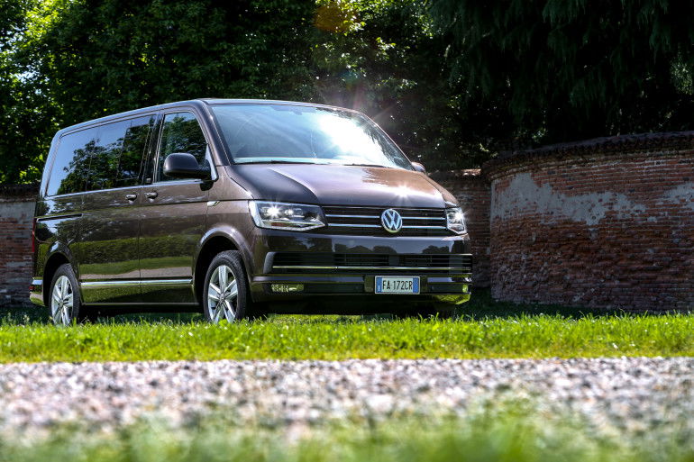 Volkswagen Multivan-1