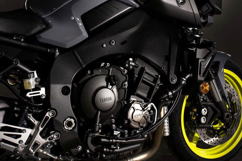 Yamaha MT-10 Maxi naked motore