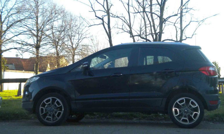 Ford EcoSport Laterale