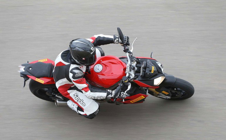 PirelliDiabloRossoIII-028