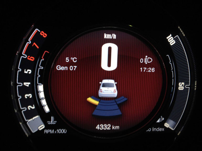 500 Sensore parcheggio