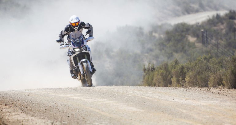 HondaAfricaTwin201600052_cr