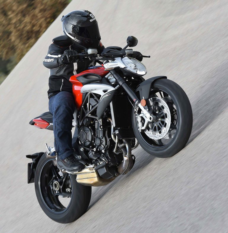 MVAgustaBrutale8002016-028