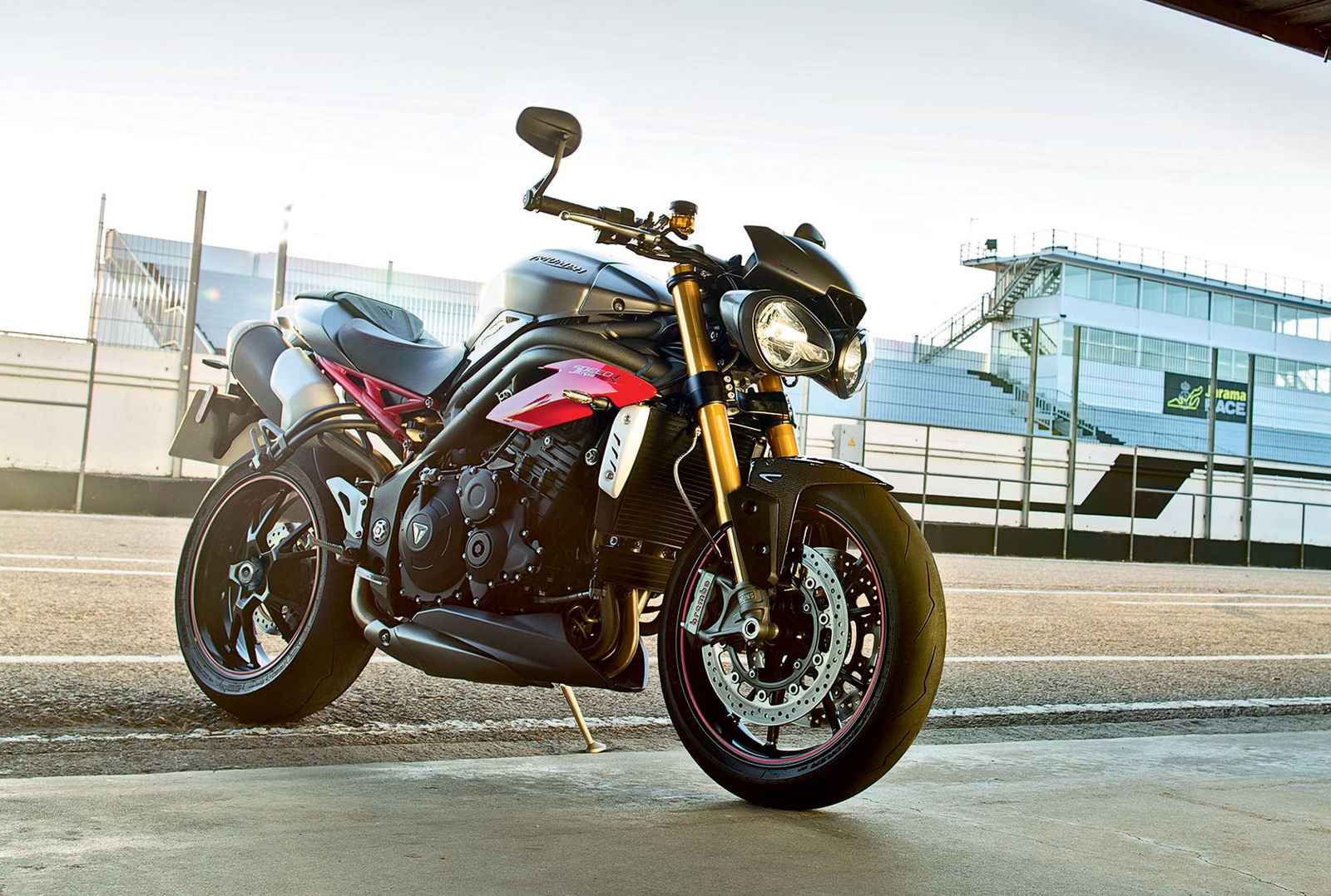 TriumphSpeedTriple2016-004