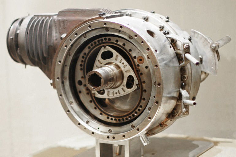 MotoreRotativoWankel-001