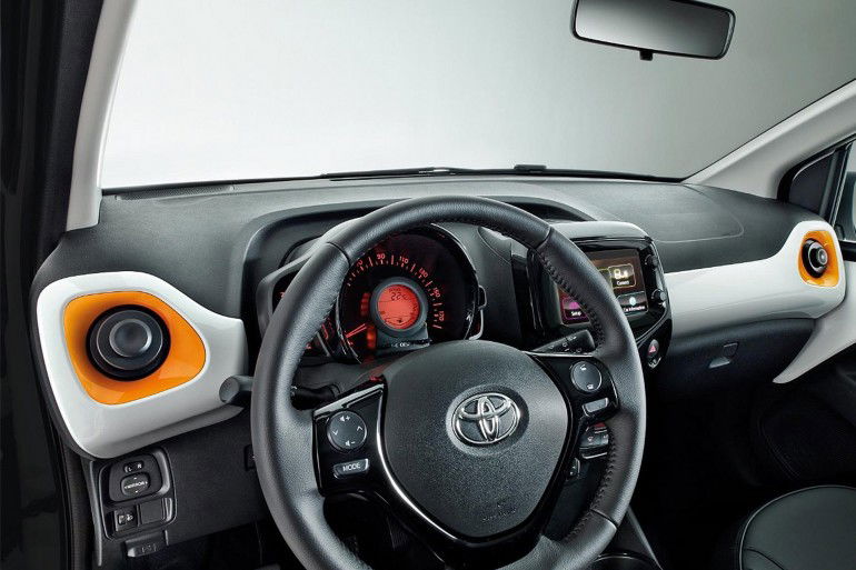 ToyotaAygoAmazonEdition-005