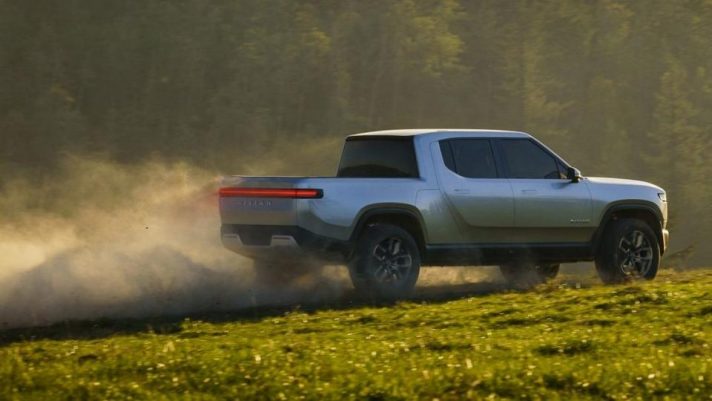Rivian-R1T-07