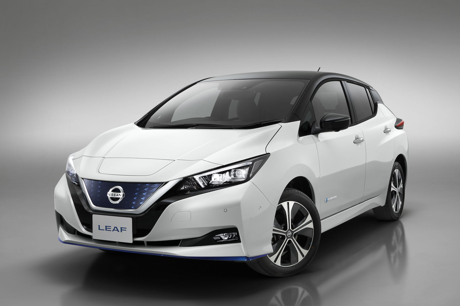 nissan-leaf-e-04