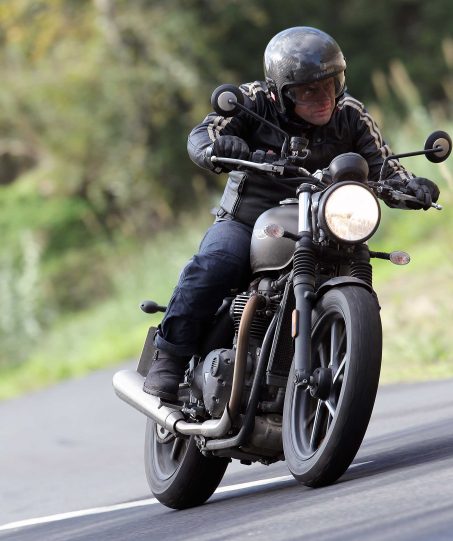 Triumph-Street-Twin-2019-034