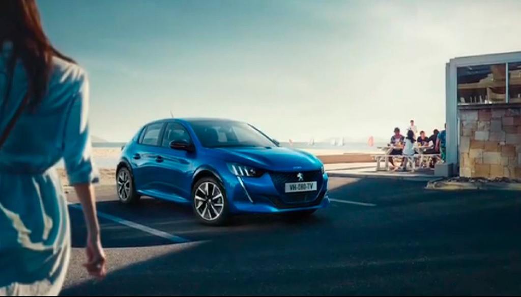 Peugeot 208 2019 gruppo ottico posteriore