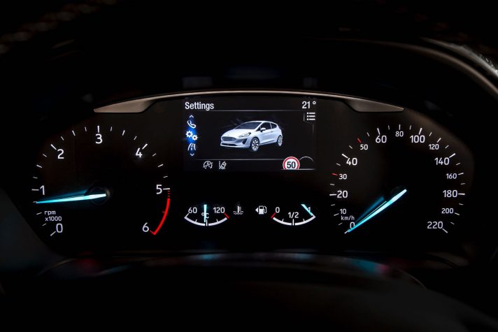 ford-fiesta-2018-titanium-11