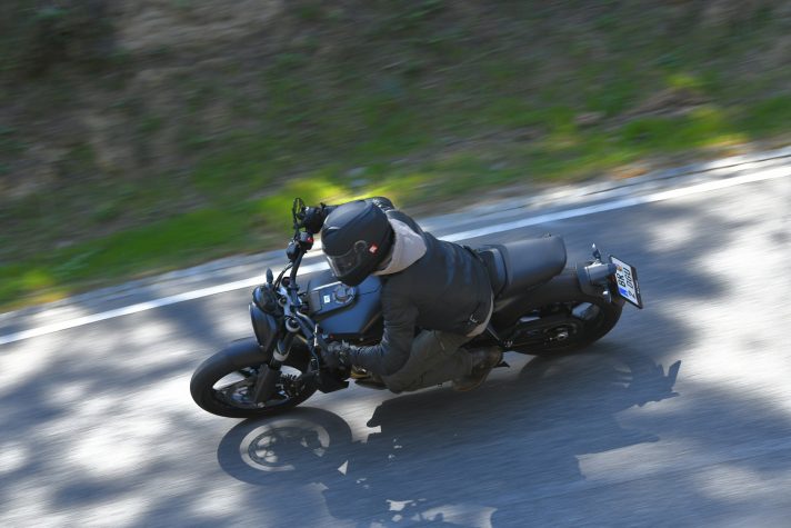 Husqvarna-Svartpilen-701-2019-00127