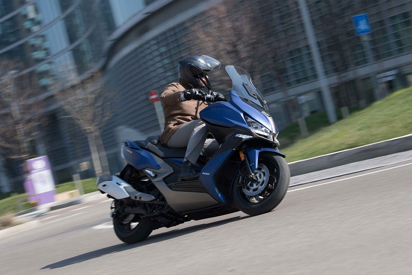 Kymco Xciting 400 S - piega