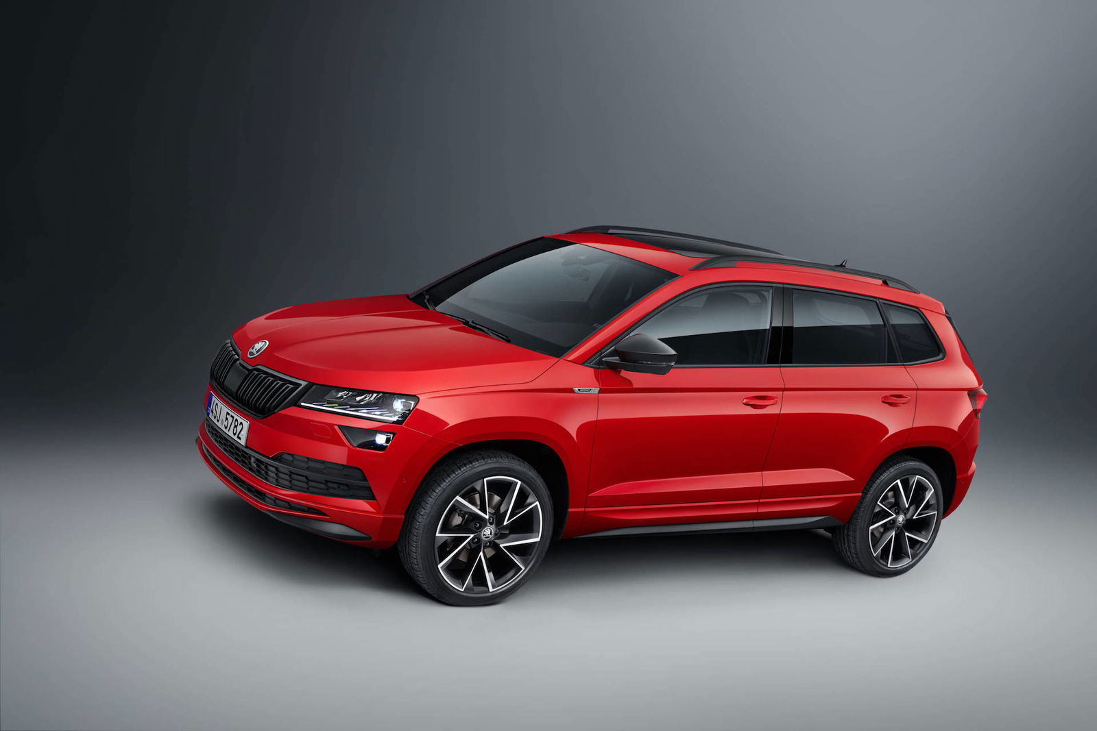 Skoda Karoq Sportline 3/4 anteriore