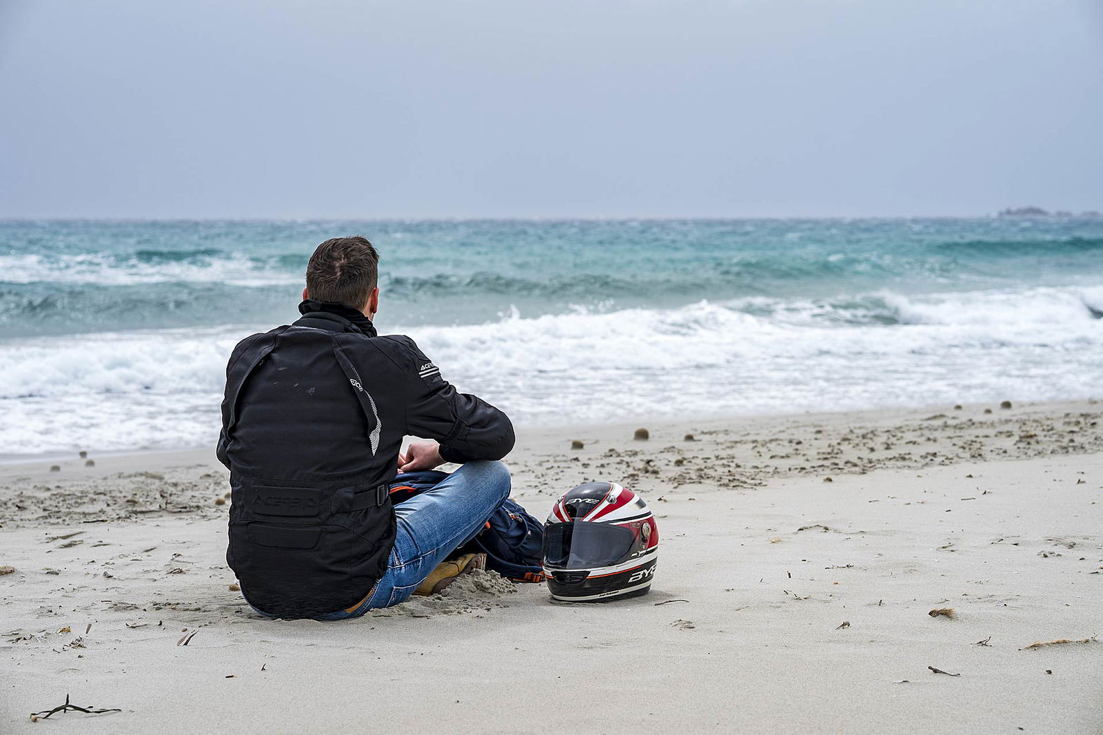 Il mare nella sua vastità non può non esser ammirato