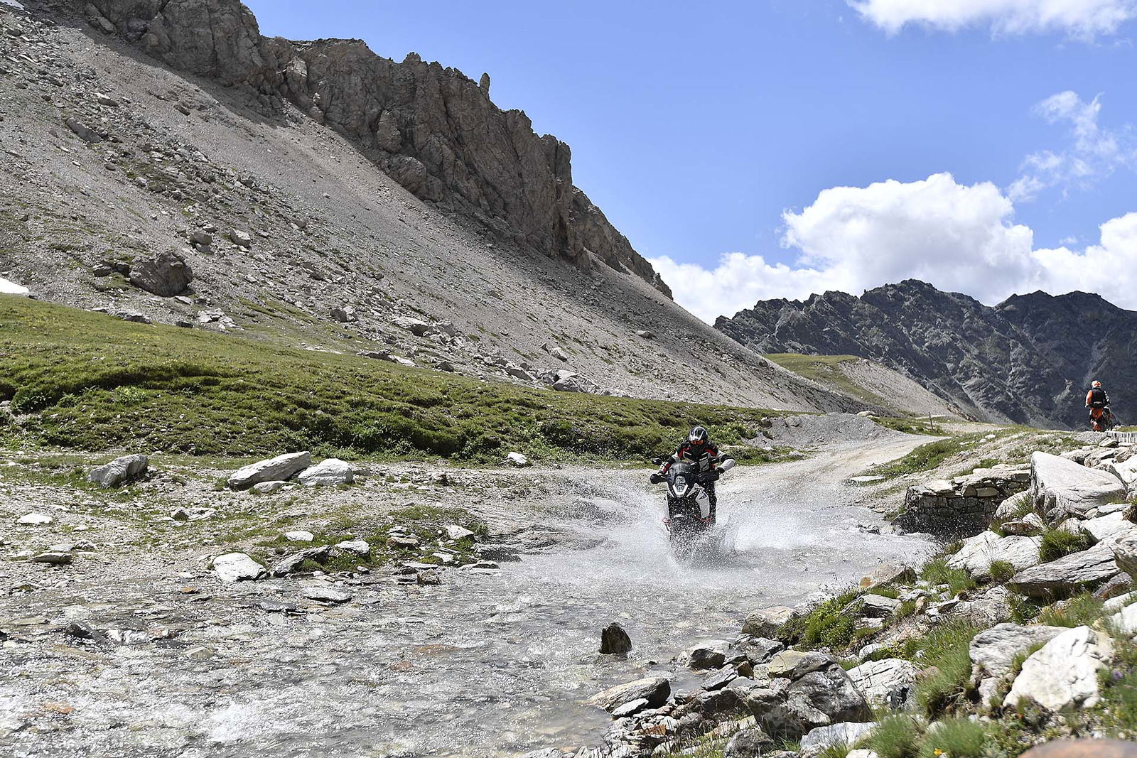 ktm 1090 adventure r guado