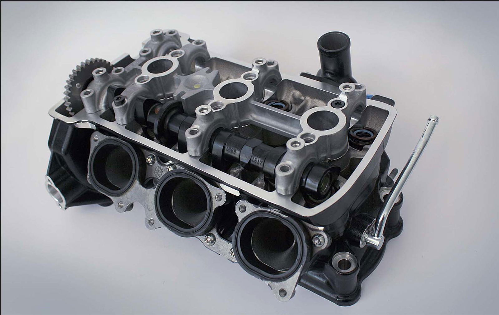 mv agusta motore 3 cilindri