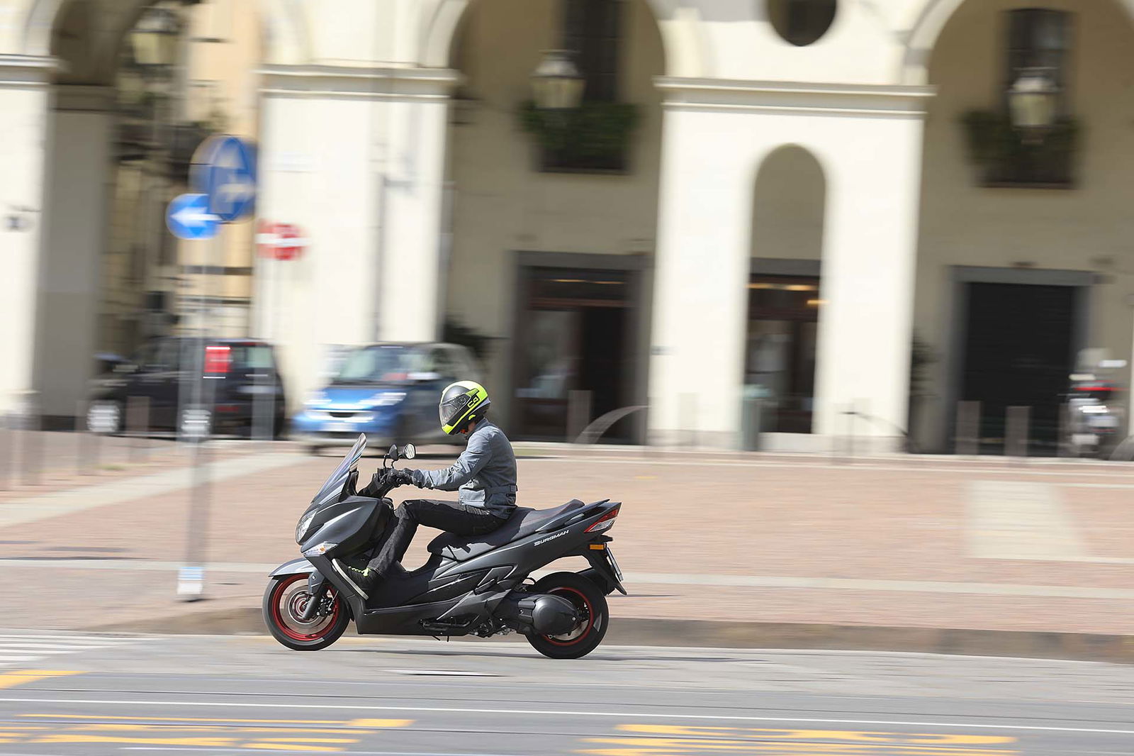 suzuki burgman 400 - città